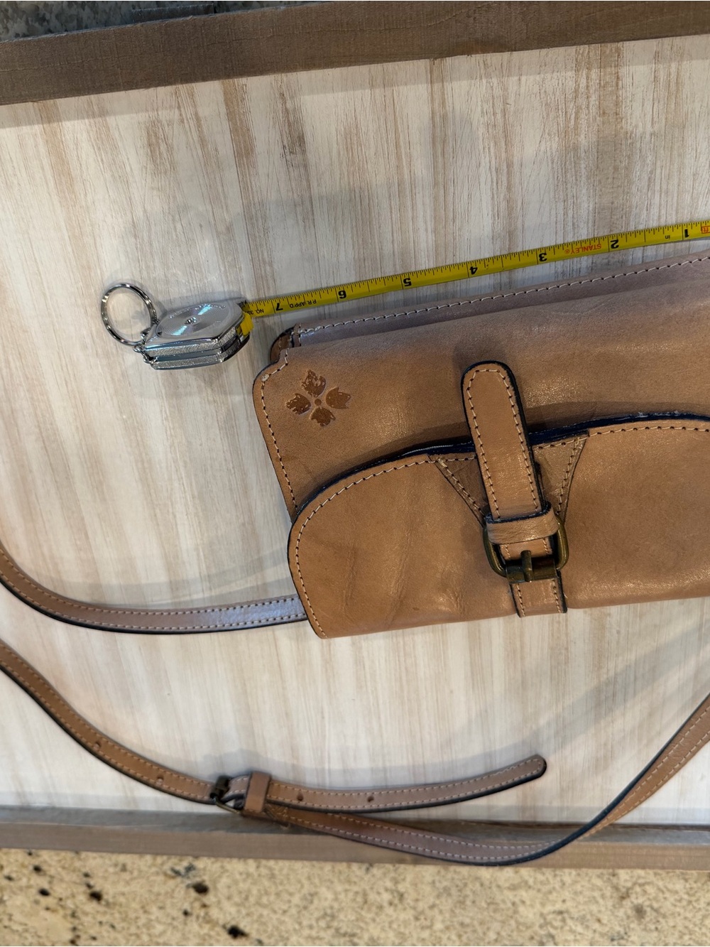 Leather Crossbody Wallet Bag in Tan